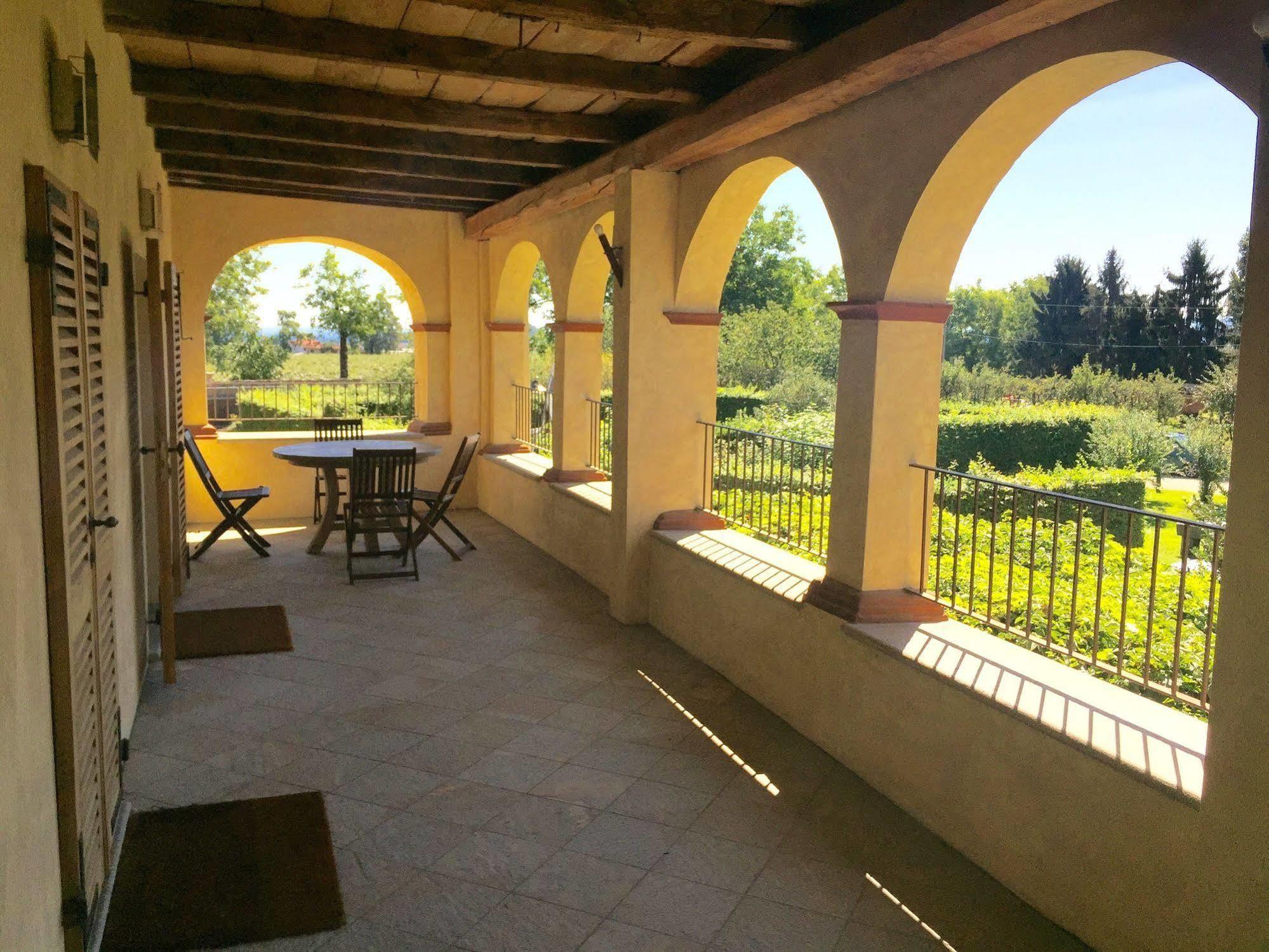 Le 5 Frecce Vila Cavour Exterior foto
